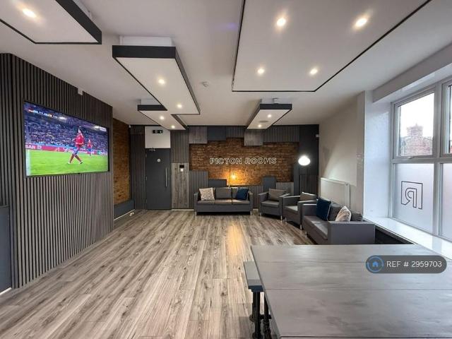 Room for rent in St George's Quarter / Cultural Quarter, Calderstones