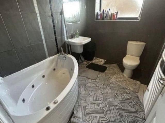 Room for rent in Pelsall, West Midlands