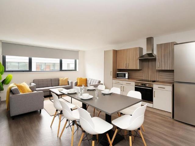 Room for rent in City Centre, South Yorkshire