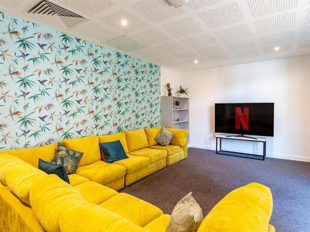 Room for rent in Watergate, Devon