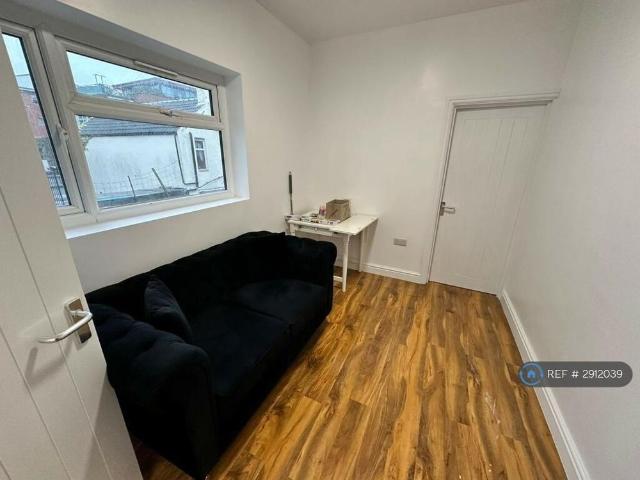 Room for rent in Hyson Green, Haddon