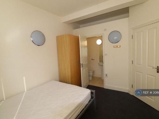Room for rent in Semilong, Northampton