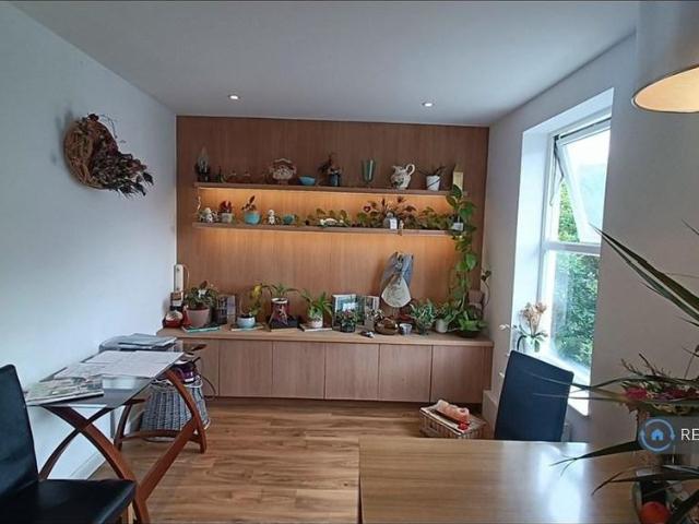 Room for rent in London Borough of Croydon, Thornton Heath