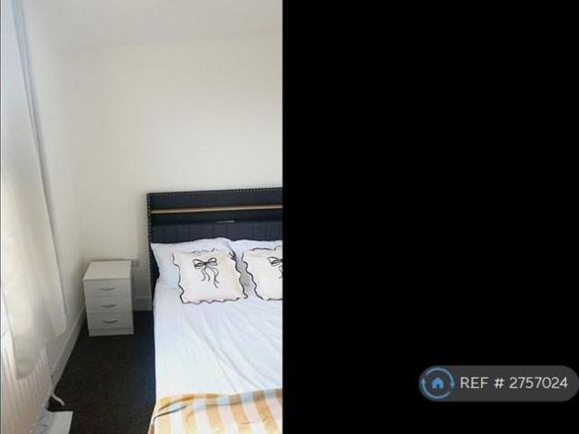 Room for rent in Stone, Baswich