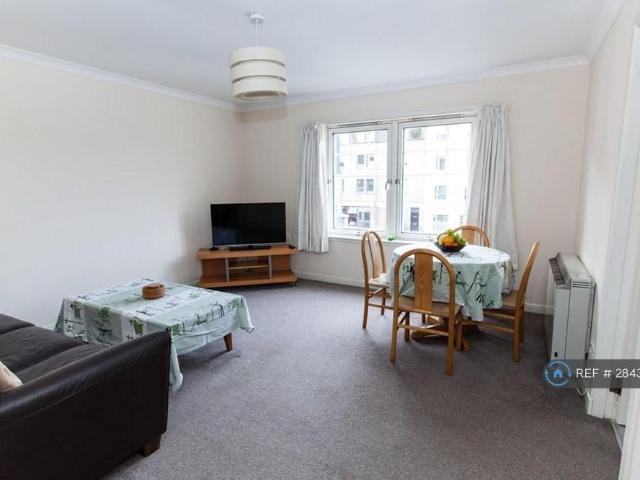 Room for rent in Ballindoch, Scotland