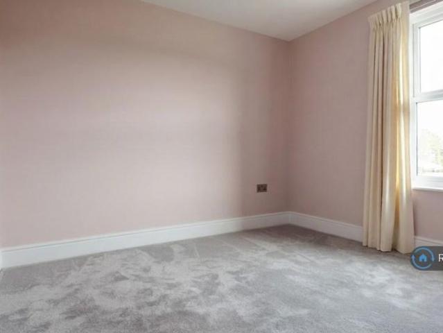 Room for rent in London Borough of Redbridge, Greater London