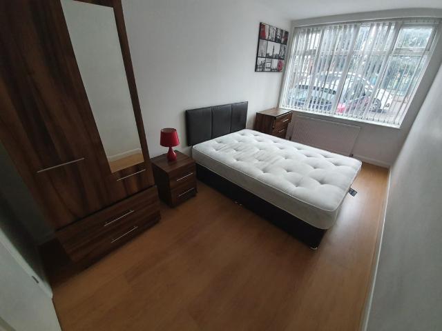 House for rent in Western Park, Leicester