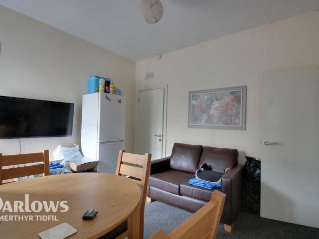 Room for rent in Vale, Wales