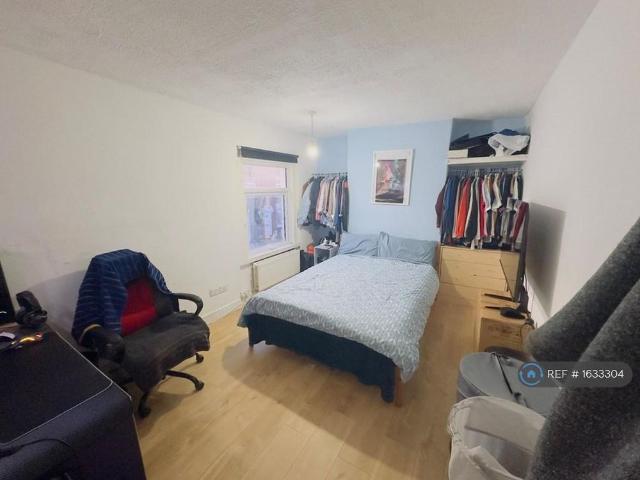 Room for rent in Stoke, Stoke-on-Trent