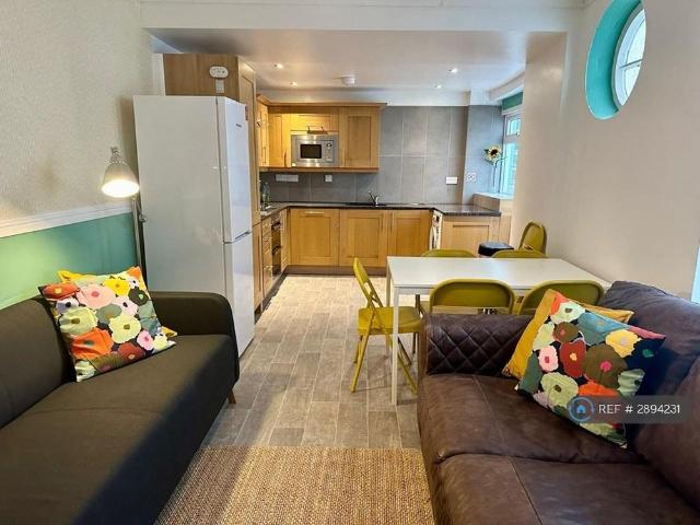 Room for rent in Falmouth, Cornwall