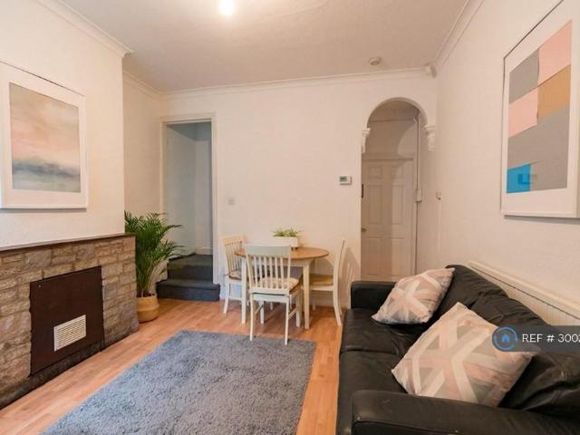 Room for rent in Stoke, Stoke-on-Trent