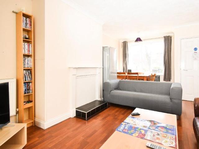 Room for rent in New Catton, East Bank
