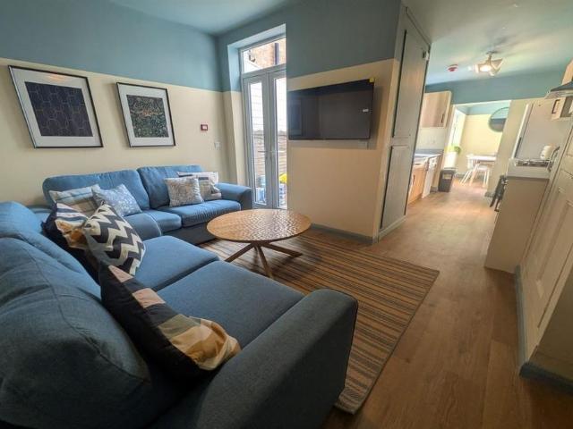 Room for rent in Attenborough, East Midlands