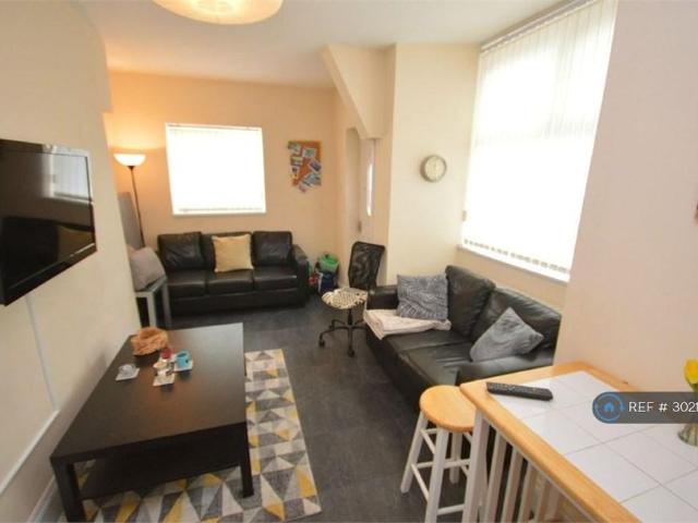 Room for rent in Millfield, Sunderland