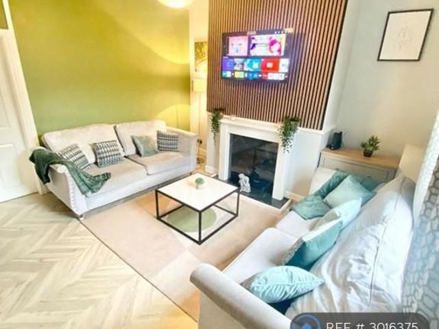 Room for rent in Trafford Park, Greater Manchester