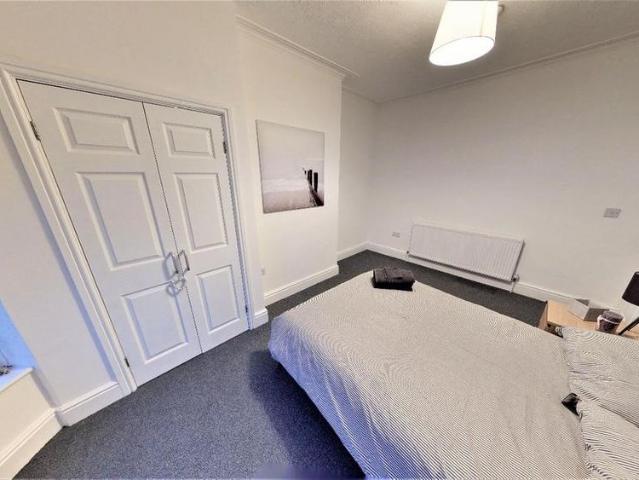 Room for rent in New Ferry, Wirral