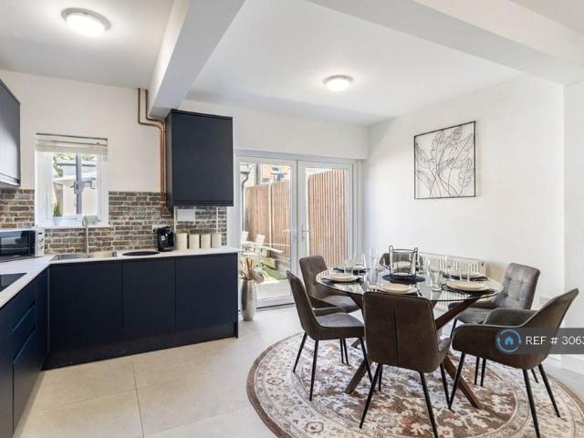 Room for rent in London Borough of Barnet, Greater London