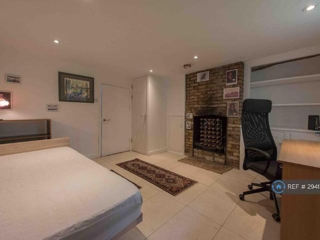 Room for rent in Arbury, Cambridgeshire