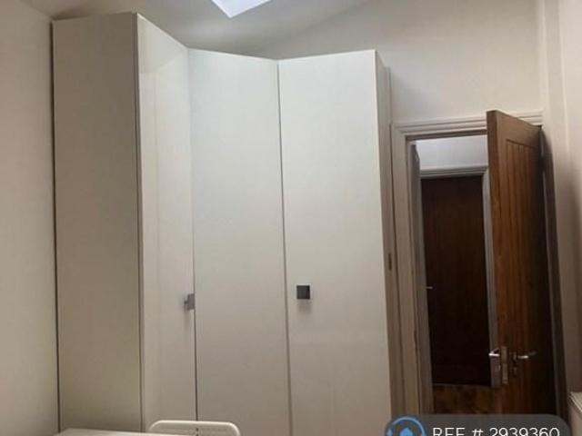 Room for rent in Greater London