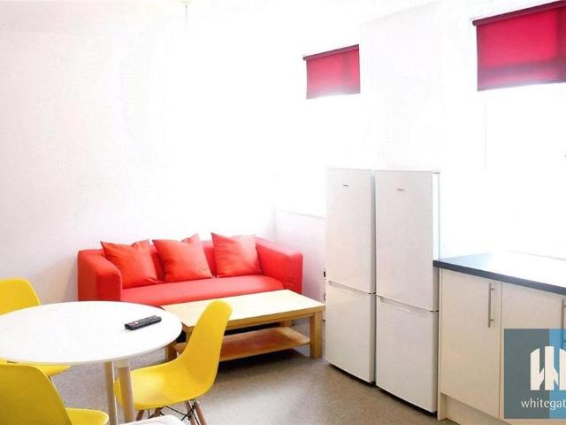 Room for rent in Huddersfield, West Yorkshire