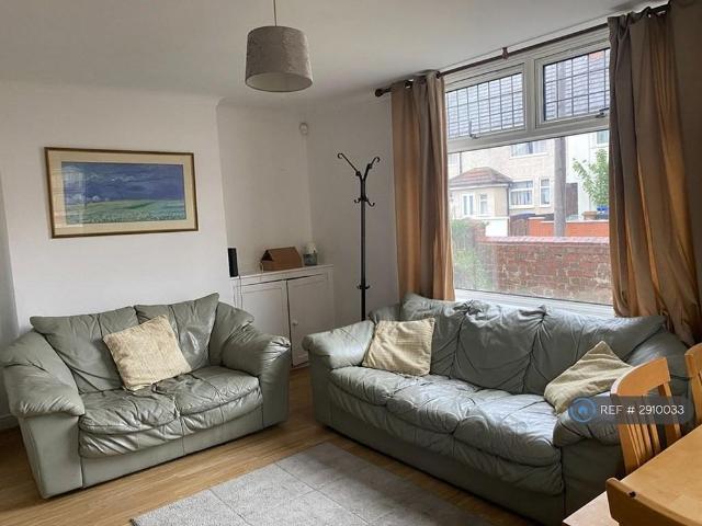 Room for rent in St David's, Kingsthorpe