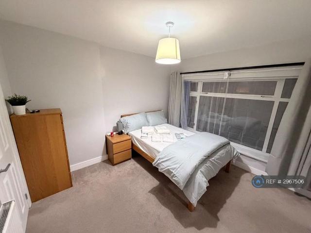 Room for rent in Walsgrave On Sowe, West Midlands