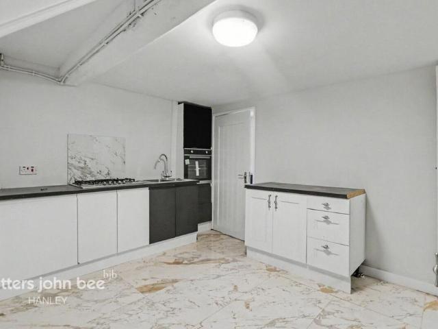 Room for rent in Hanley, Stoke-on-Trent