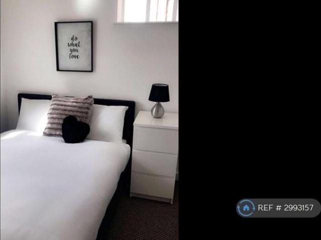 Room for rent in Landywood, Great Chatwell