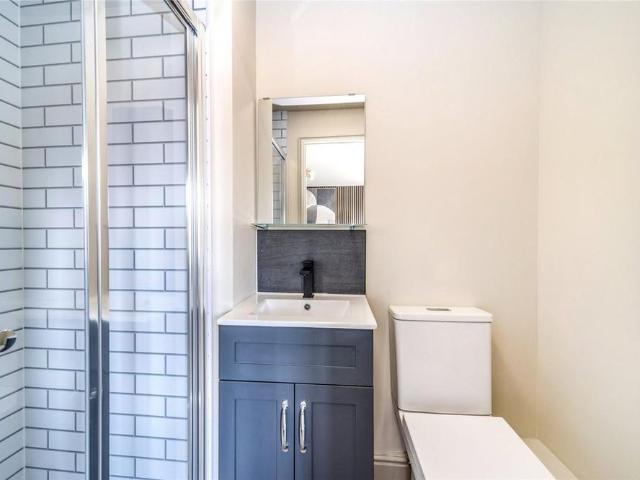 Room for rent in Bedford