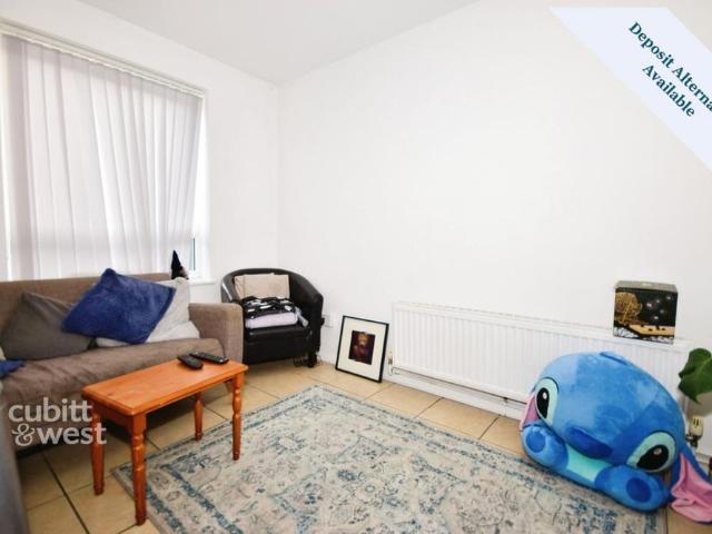 Room for rent in Chichester, Littlecote