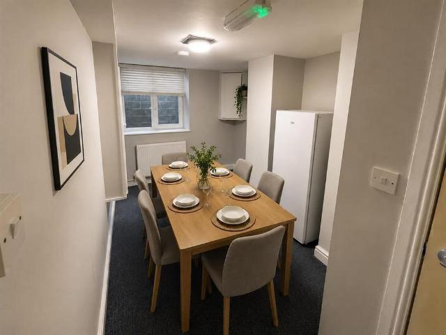 Room for rent in Elland, West Yorkshire