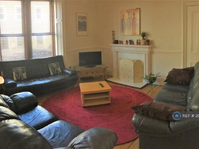 Room for rent in Dumfries, Scotland