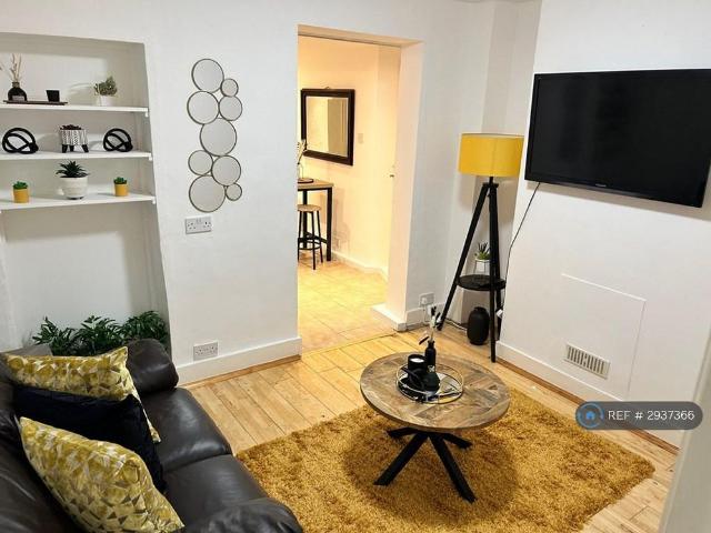 Room for rent in Brompton, Gillingham