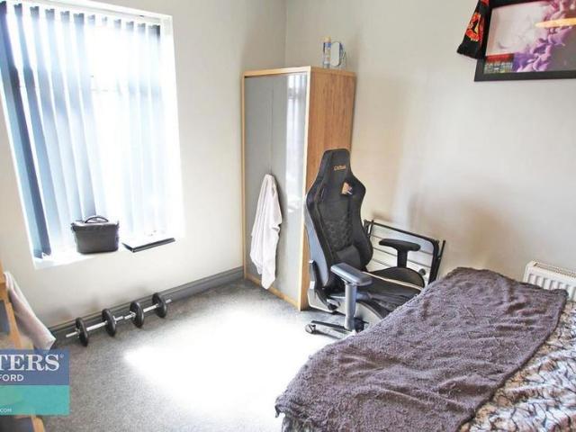 Room for rent in West Bowling, West Yorkshire