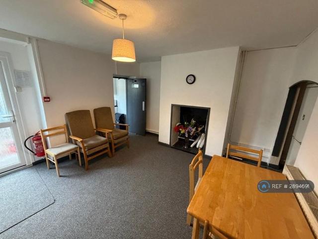 Room for rent in Bridgwater, Somerset