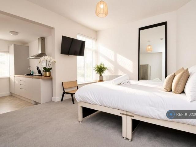 Room for rent in New Bilton, Warwickshire