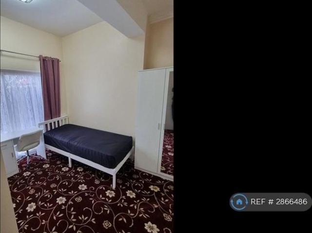 Room for rent in Harrow On The Hill, Greater London