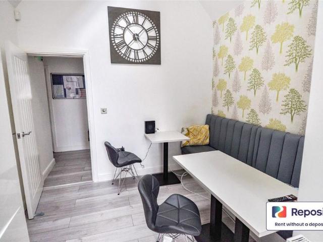Room for rent in Hazel Grove, Greater Manchester