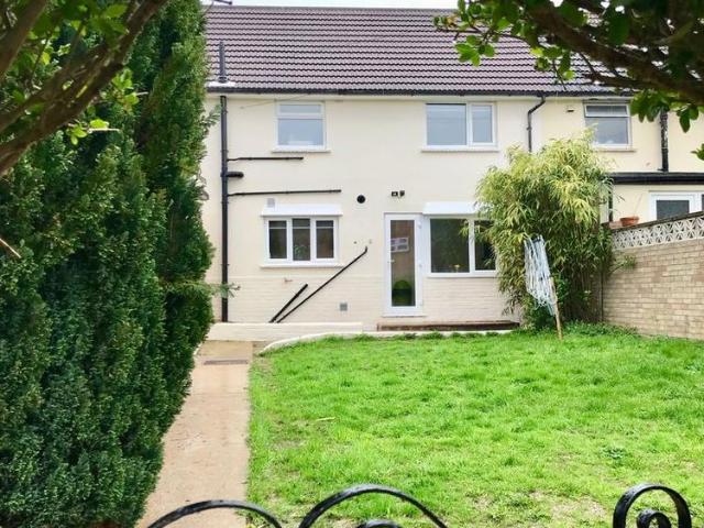 Room for rent in Round Hill, Brighton