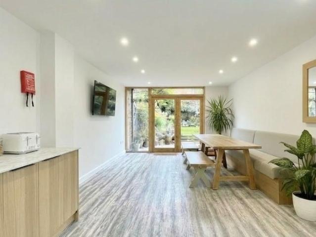 Room for rent in Alton Barnes, Essex