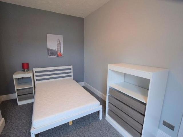 Room for rent in East Midlands