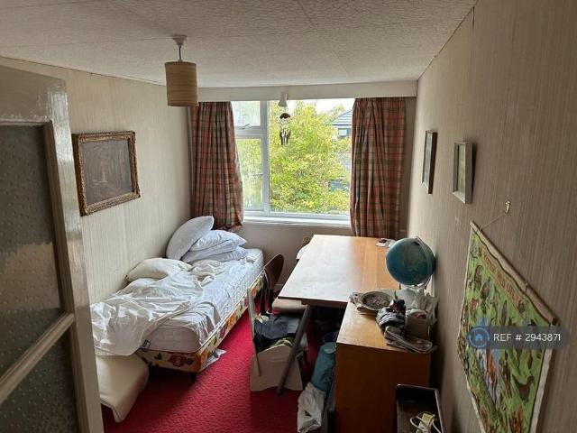 Room for rent in Cheadle Hulme, Greater Manchester