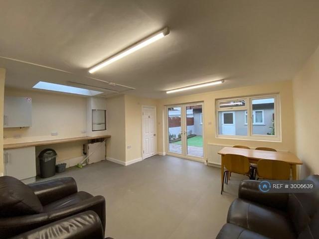 Room for rent in Greater London