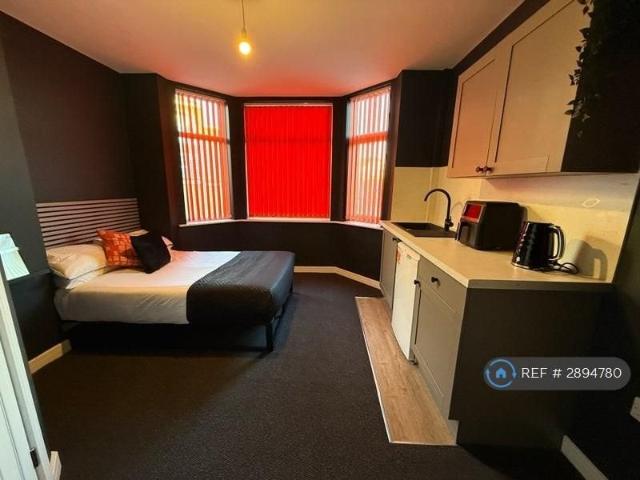 Room for rent in Stoke, Stoke-on-Trent