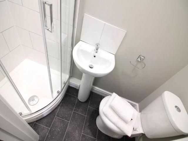 Room for rent in Belle Vue, South Yorkshire