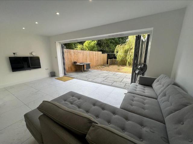 Room for rent in Feckenham, City Of Bristol