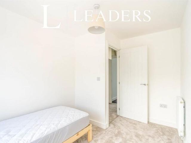 Room for rent in Littlecote, West Sussex