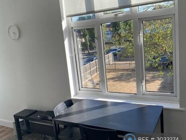Room for rent in London Borough of Havering, Greater London