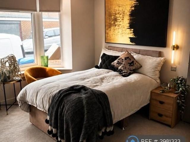 Room for rent in Potters Corner, East Midlands