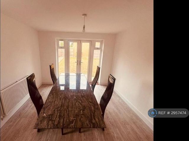 Room for rent in Bridgefield, Ashford